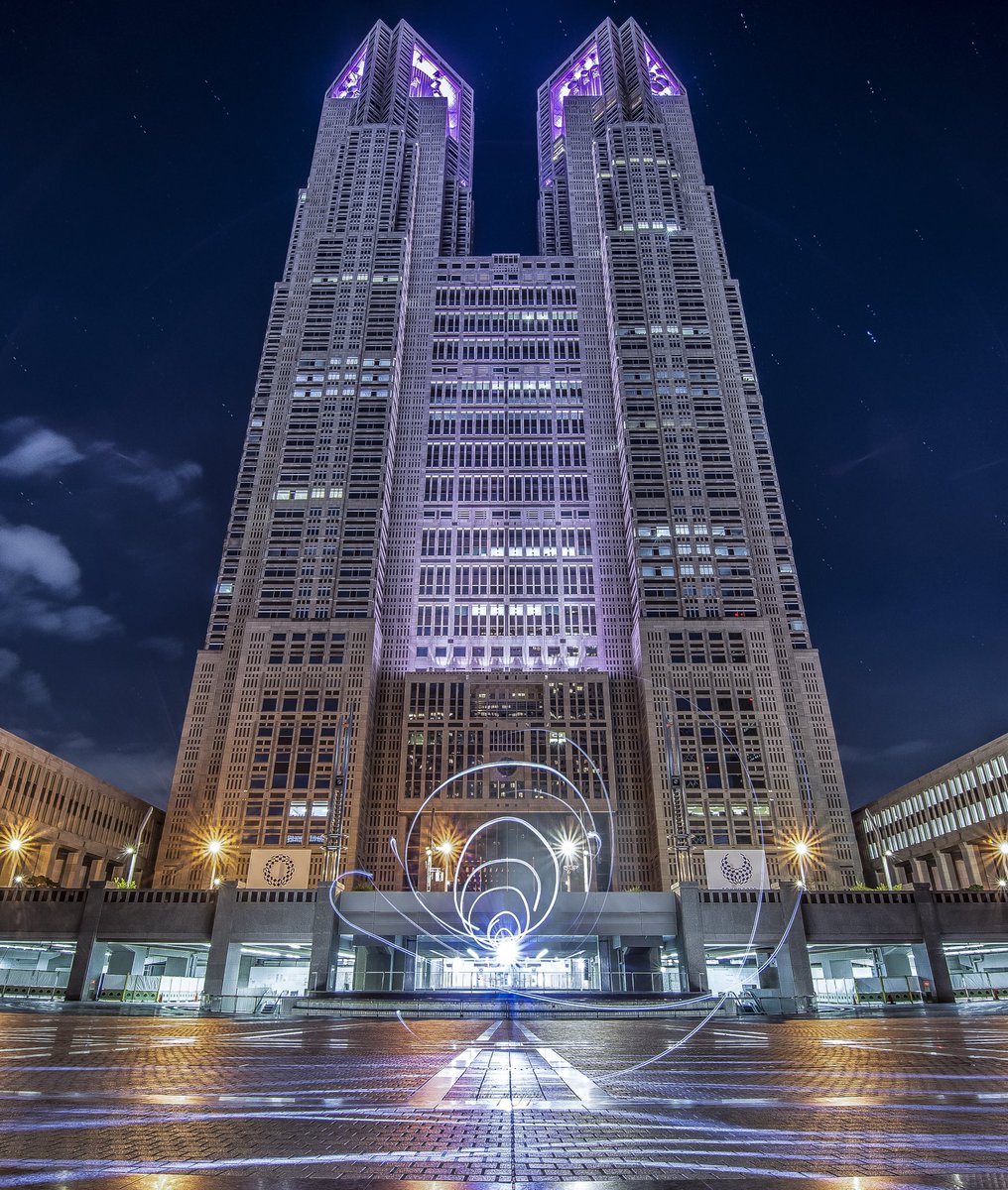 Twitter 上的 Koichi 新宿夜景4選 1 都庁ピンクリボンライティング 2 都庁前水晶 3 新宿西口ロータリー 4 都庁展望台夜景 新宿 夜景 都庁 水晶 東京 T Co Sxed6qsjds Twitter