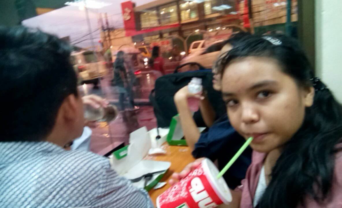 shyenerlan's tweet photo. KINABAHAN
NAG RESEARCH DEFENSE
NAPAGOD
KUMAIN
#PAKAIN #POWER ☝
@xxjoviiee @DJVllnv30 https://t.co/AwcDLVWtNo