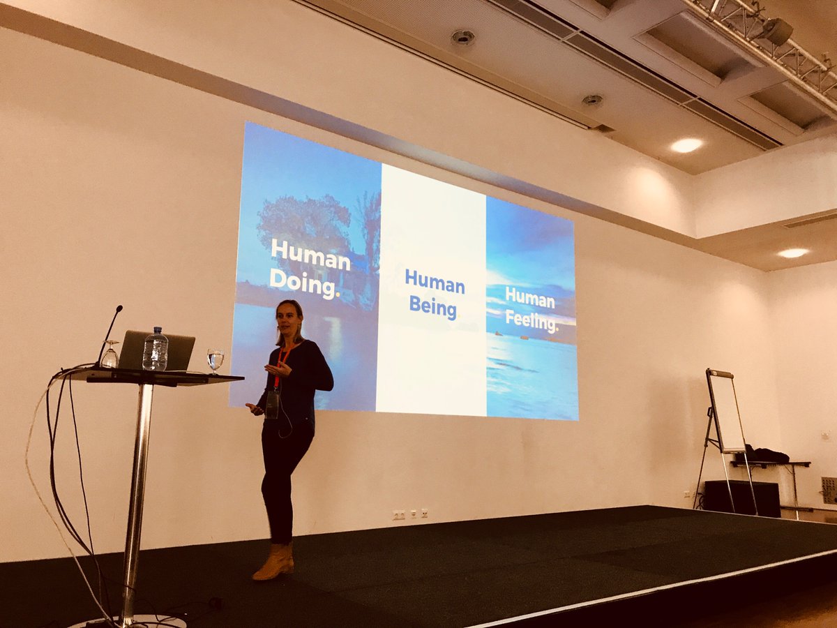 Kari Peters from <a href="/bookingcom/">Booking.com</a>
"our customers are not just data points"
"keep the #customer at the center of everything you do"
#wuc2017 #UX