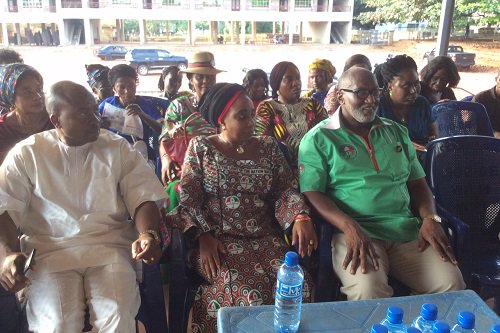 PDP candidate in upcoming Anambra governorship election, Oseloka Obaze, and his wife Ofunne Obaze hit the campaign trail in Awka, addressed women