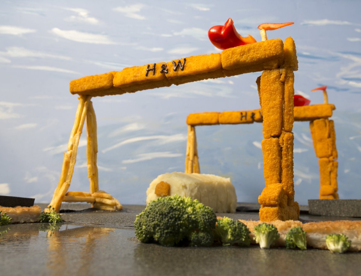 foodanddrinksco's tweet photo. Artist recreates UK landmarks - including the Queensferry Crossing - using only fish to promote #SeafoodWeek
https://t.co/ygUtj6ivjO https://t.co/WPwq0iL9oQ