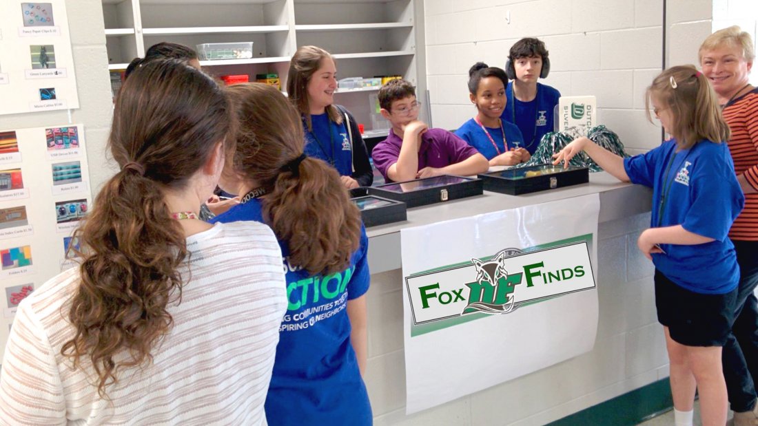 edutopia's tweet photo. Learn how this school has students work in teams to identify and tackle a problem in the community: https://t.co/FXG3nAhT7t https://t.co/kkAfE01Gao