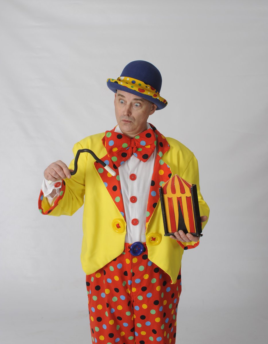 Smartie Artie for Birthday Party Fun!
It's easy to contact us.

goo.gl/G5KHgu