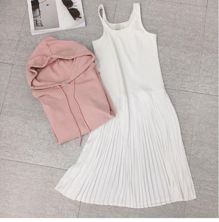 Wear_Blossom's tweet photo. [RT추첨]

🌸레이어드 원피스🌸

안에 플리츠 원피스와 겉에 후드 원피스가 세트인 투피스에요! 편안하면서 디자인까지 예쁜 원피스랍니다💕

사이트 https://t.co/r0SvO3hnXl
블로그 https://t.co/Pagcrpqar0 https://t.co/lCqSirmlKF