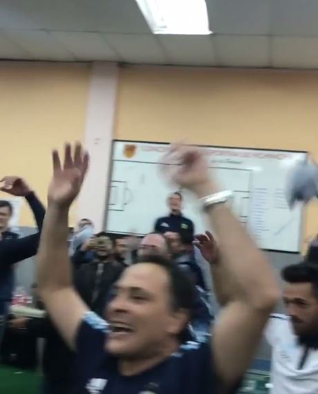 elchiringuitotv's tweet photo. ¡OJO! Argentina EXPLOTA contra la prensa: ''¡La madre que los p...''!. ¿Qué DIJO Messi? ¡TODAS las IMÁGENES a las 3 en LaSexta! #JUGONES https://t.co/EnowoID9vs