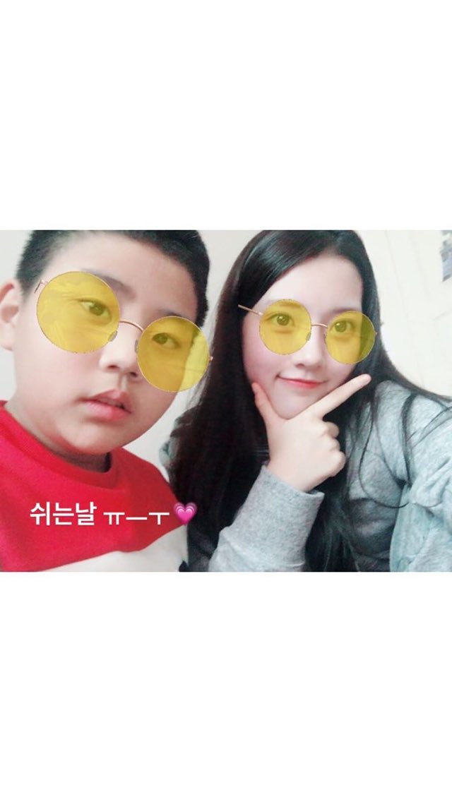 정다빈_bot tweet media