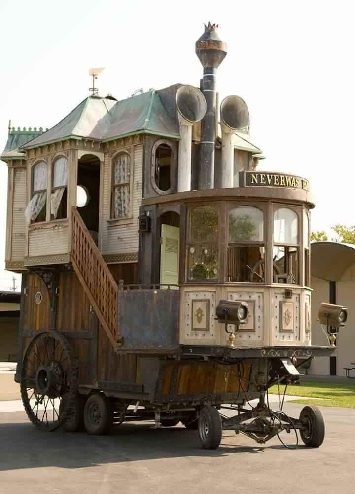 Steampunk_T's tweet photo. Neverwas Haul, A Steampunk Victorian-Era House On Wheels https://t.co/S7uEfl26Nn