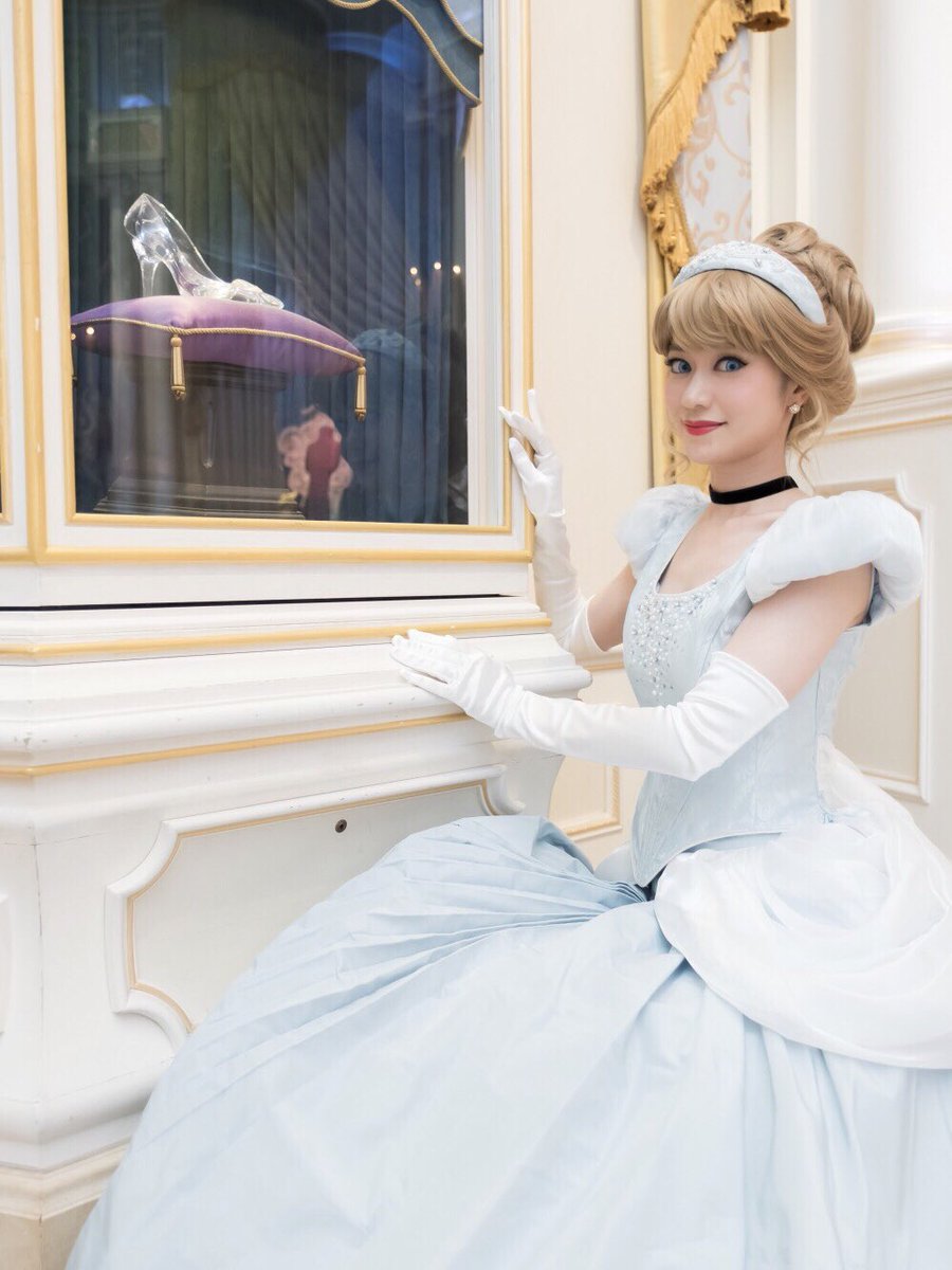 ちはる on Twitter: "Cinderella's Fairy Tale Hall 🏰 フェアリーゴッドマザーの魔法で今年はブルー