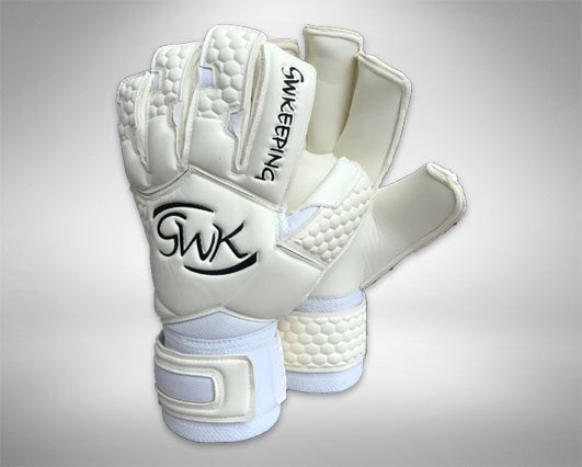 GWKeeping's tweet photo. Our #ProBundle has been popular - try all three styles of our gloves for a massive discount! Get to know your favourite style ✋️🤚#GWKeeping https://t.co/qiEs2ZyaZt