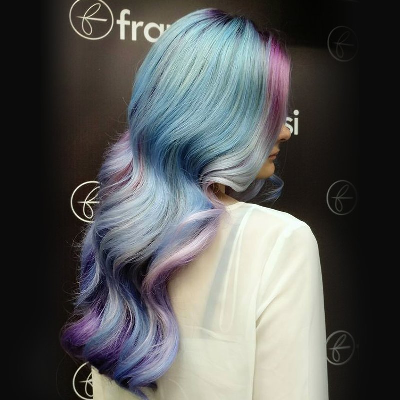 FramesiItaly's tweet image. How Bold your hair is?

#framcolor #bold #color #haircolor #art #beauty #hairstylist #hairdressing #framesi #italianstyle #colormelt #hair