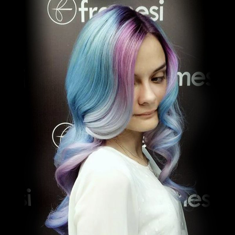 FramesiItaly's tweet image. How Bold your hair is?

#framcolor #bold #color #haircolor #art #beauty #hairstylist #hairdressing #framesi #italianstyle #colormelt #hair