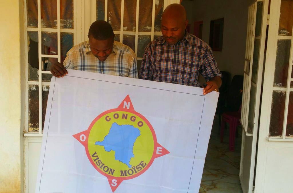 abelamundala's tweet photo. Entretien fructueux avc #OlivierMwelwa & #KellyKadima pr l'installation Coordination #CongoVisionMoise #Lualaba! En marche @moise_katumbi https://t.co/kYrB62U61f