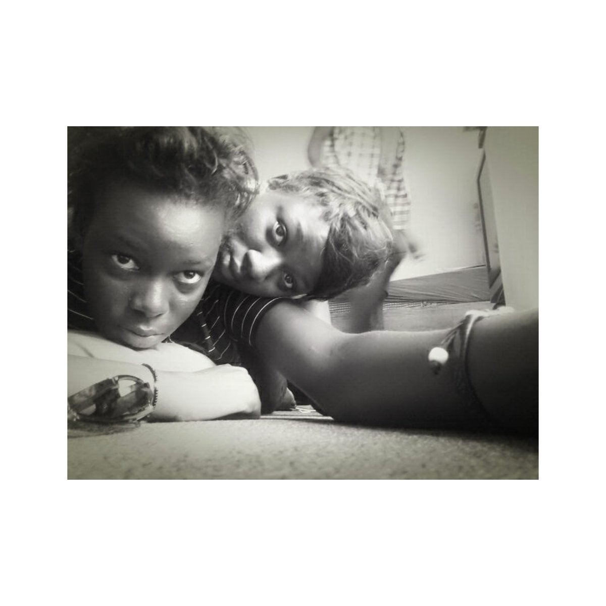 Sylviapinto256's tweet photo. @sparktvuganda #cheza
#keepItSparkTv
#selfies #yostories #yourbirthdays
Kindly play me #byonkola by @YkeeBenda  going out to @DebySasha @bendaflaviah thank https://t.co/UWQSNJIhhE