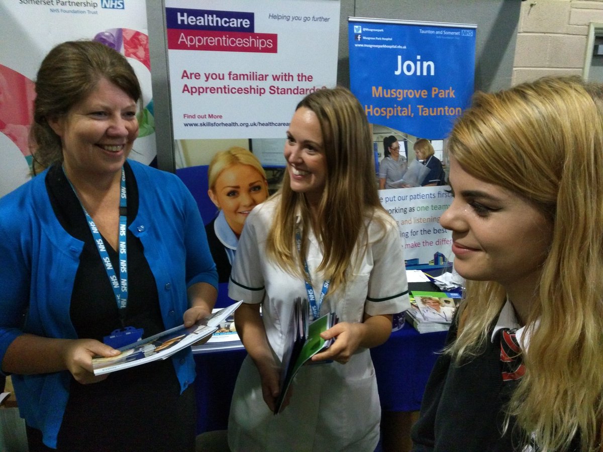 SomParLearning's tweet image. Having fun promoting health careers at Somerset Skills &amp;amp; Careers Fair 2017 @SomParNHS  @MusgrovePark #apprenticeships