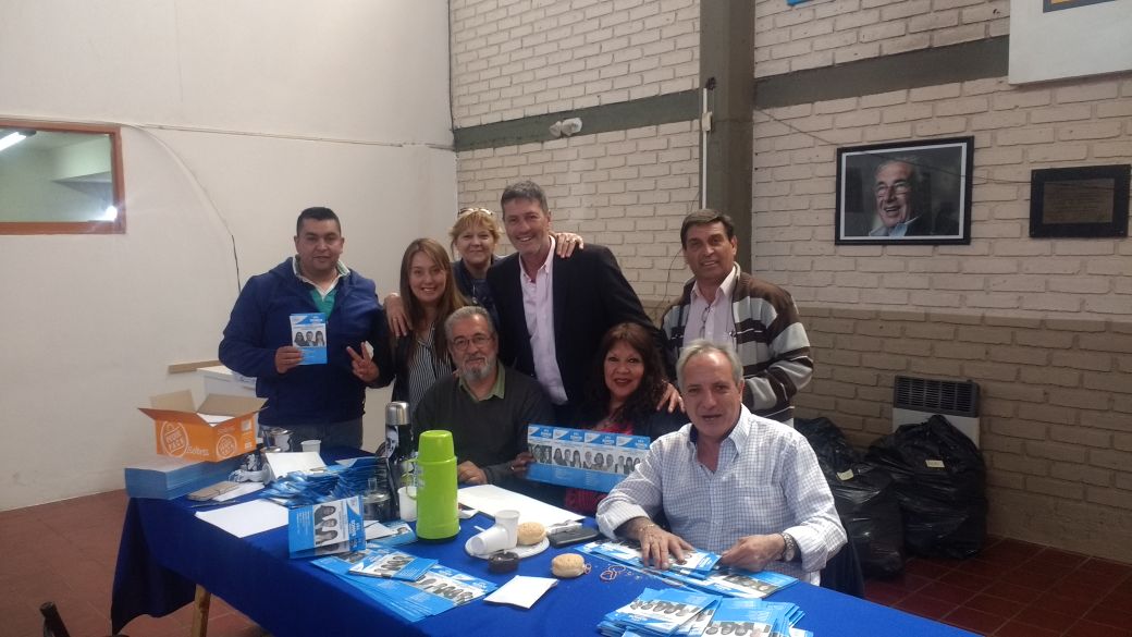 NancyVeroErazo's tweet photo. El peronismo se siente, se transmite y se camina.
#AdolfoBermejoSenador
#Lista304 https://t.co/smTaCCAx8H