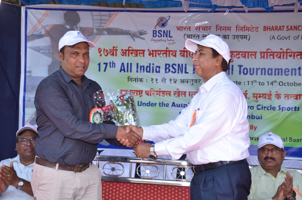 Tohopeislife's tweet photo. #BSNL #Goa Welcomes to Bruno Coutinho, famous football player and Arjuna awardy @BSNL_MH @neerja_tiwari @kamatgoa @vencefernandes @GoaBuzz https://t.co/MHSs07Yi4H