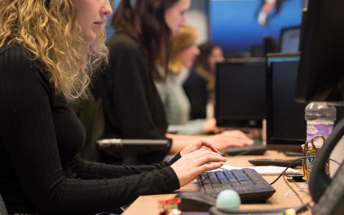 Are #offices soon to be wiped out? According to <a href="/telegraph/">The Telegraph</a>, #employees work better in coffee shops - or 'coffices' bit.ly/2g9IZ8y