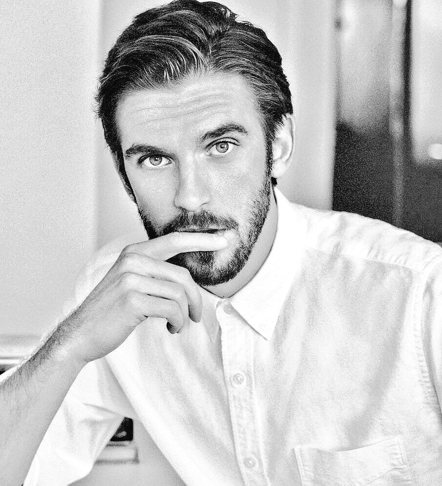 danstevensnews's tweet photo. Photo of the day . #DanStevens https://t.co/yU5pLOGJYh