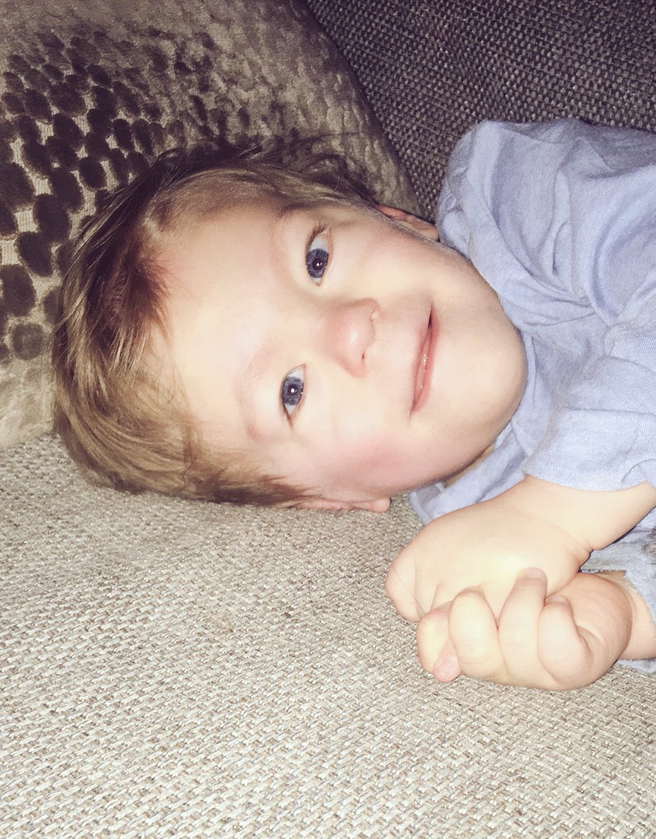 BirrellxXx's tweet photo. Sofa Day With Mr Poorly ☹️ https://t.co/67URXpMUiY