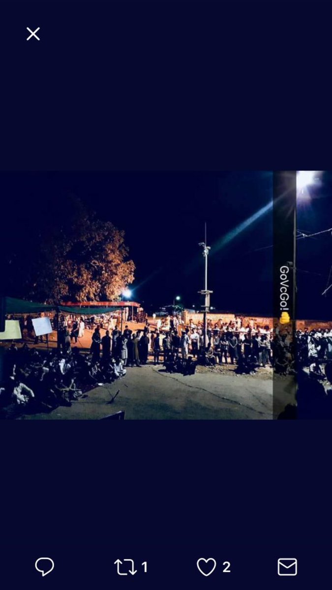 fajar_hyna's tweet photo. Students striking for 7 days bearing 35°C, hunger, thirst &amp; ignoring their comfort.
Not to get alcohol, but to get justice
#ShameOnSamaaNews https://t.co/ME4E7JSG4t