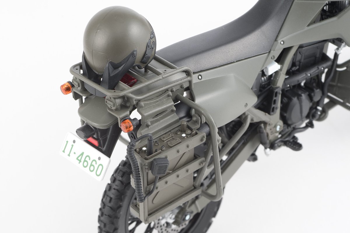 陸上自衛隊 偵察用オートバイ カワサキXLX250(DX版) 公道走行時に必要 陸上自衛隊 偵察用オートバイ カワサキXLX250(DX版) 公道走行時に必要