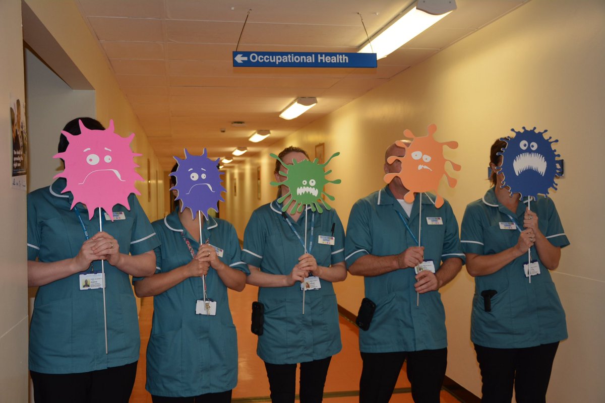 SandraGuy01's tweet photo. Our DigitalCare team preparing to have their flu jab #flufighters @NorthumbriaNHS https://t.co/nqlcgUQfnY