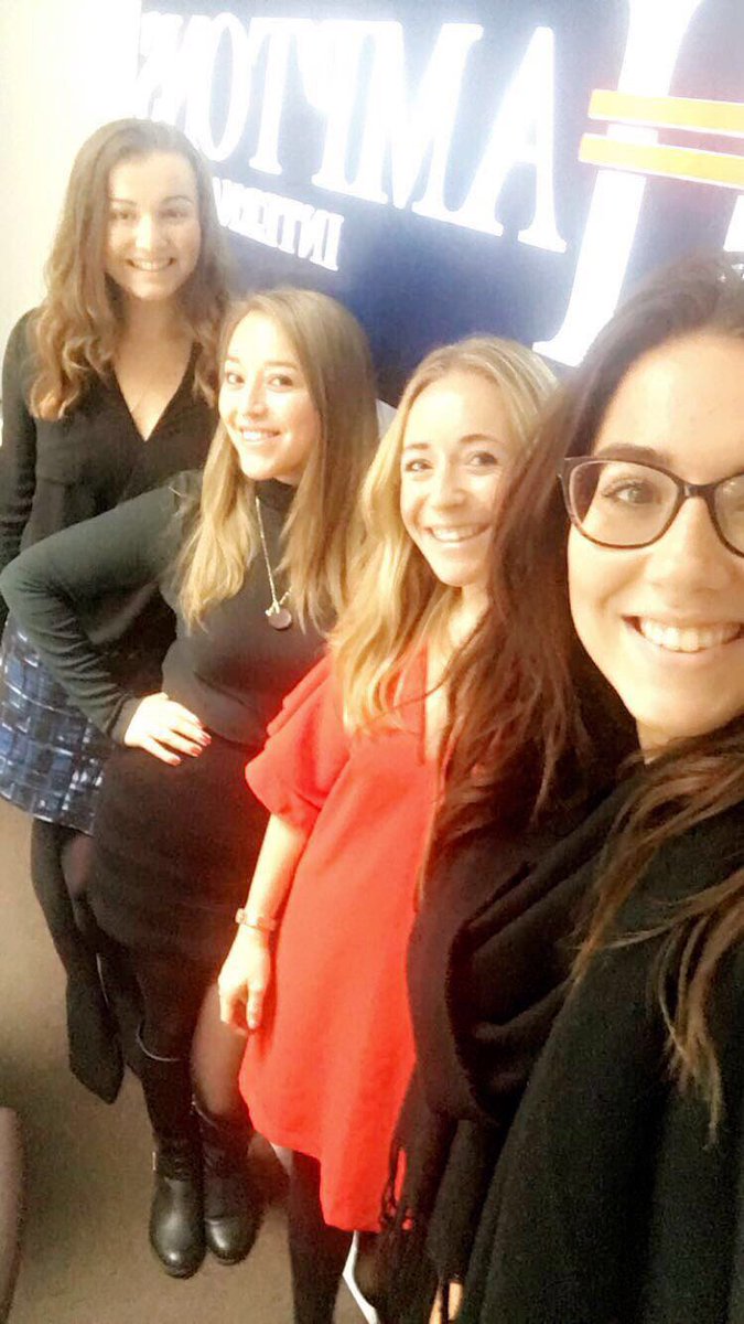 Hamptons International Battersea tweet media