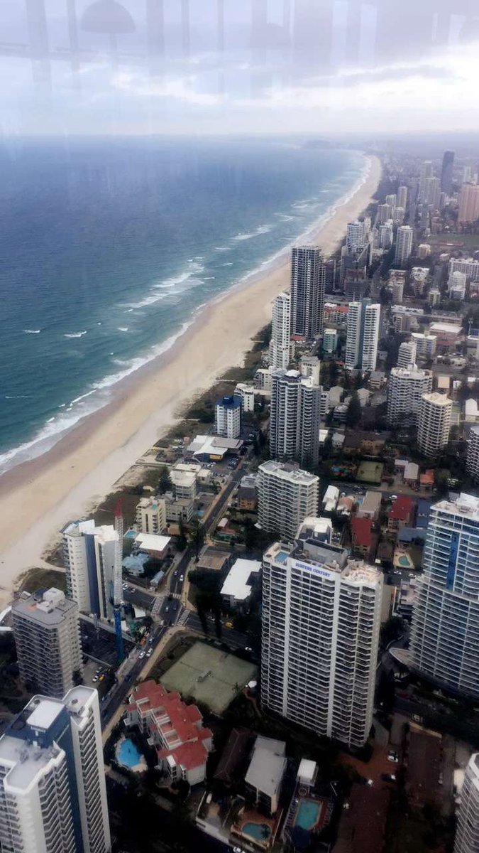 traveltrippics's tweet photo. Views from the sky tower, phenomenal 😍 #flightcentre #cw17 @Australia #aussiespecialist #queensland https://t.co/zICzEziIWx