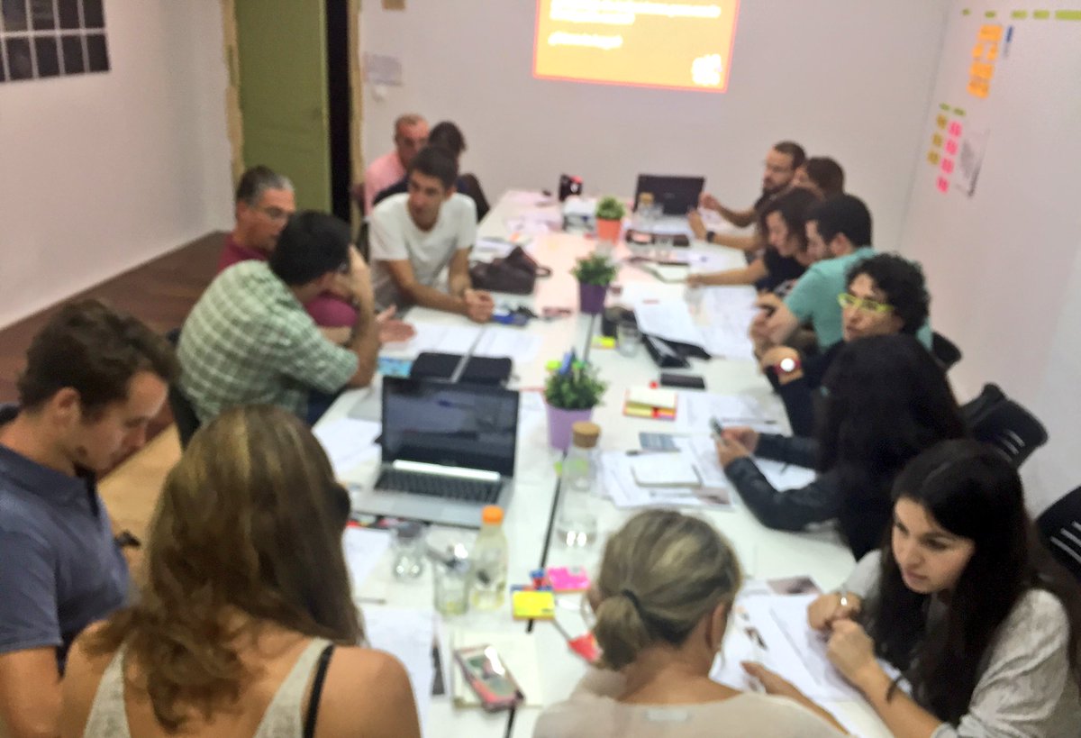 socialnest_org's tweet photo. #PíldorasFormativas hoy toca el turno de hablar de impacto positivo con @BCorpSpain #Bcorp #Makingimpactgrow https://t.co/XwobfpRUev