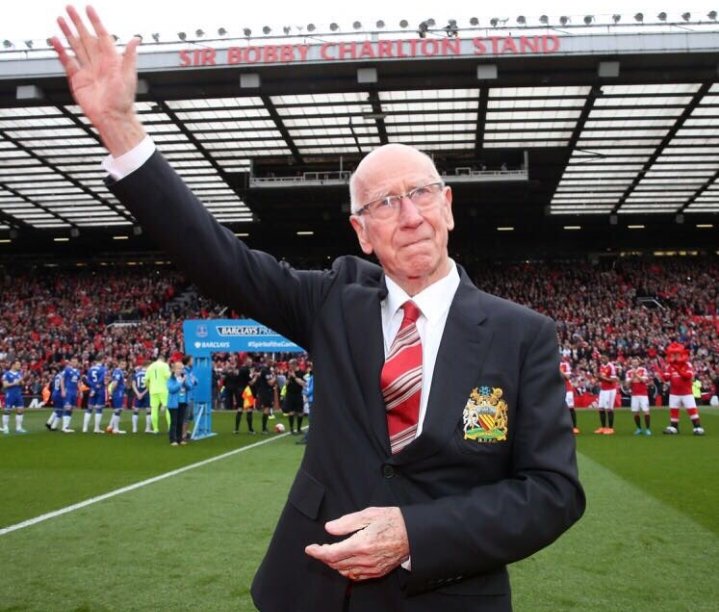 Happy Birthday to former Legend Have a great day Sir Bobby Charlton!   