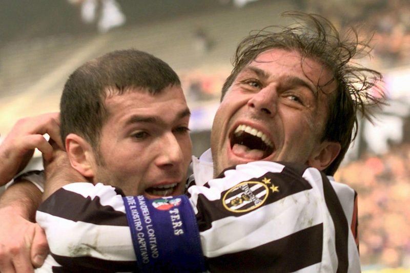 90sfootball's tweet photo. Zinedine Zidane and Antonio Conte. https://t.co/A4k479DSLG