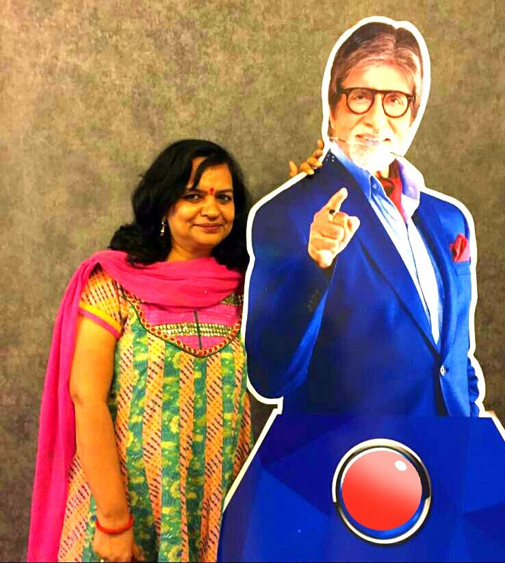 ReenaVyas6's tweet photo. @SrBachchan Millions of #Wishes to our #SuperstarOfTheMillenium Dear #BigB on Ur #Bday. God Bless U Sir๐๐โ๐ป with joy Smiles n gud health https://t.co/7KmsRqS2Fh