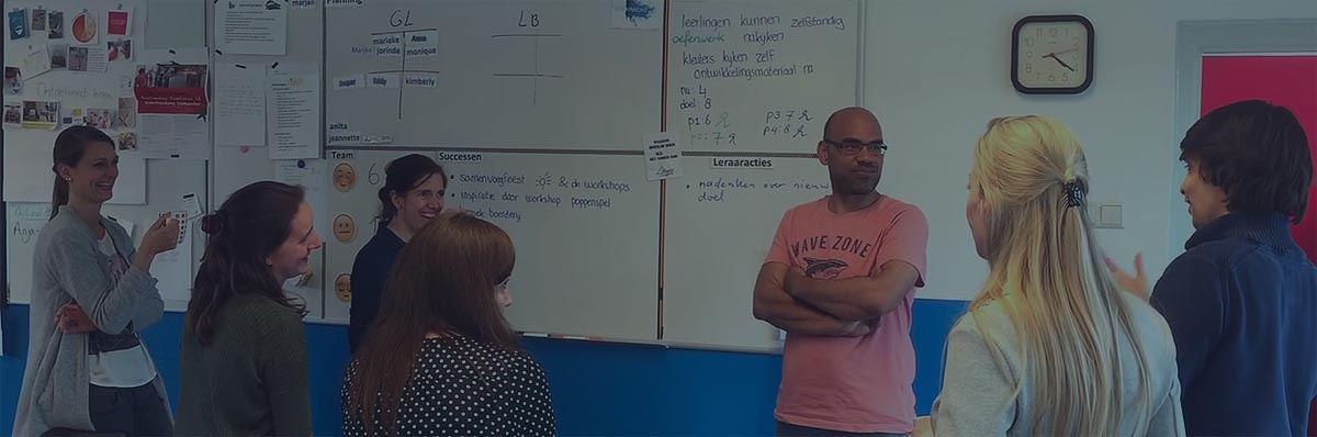 St_leerKRACHT's tweet photo. Zit je oeverloos te vergaderen op school? Een simpel wit bord met een paar strepen erop kan de oplossing zijn. https://t.co/r5mMImgFhS https://t.co/qwgPYavRWr