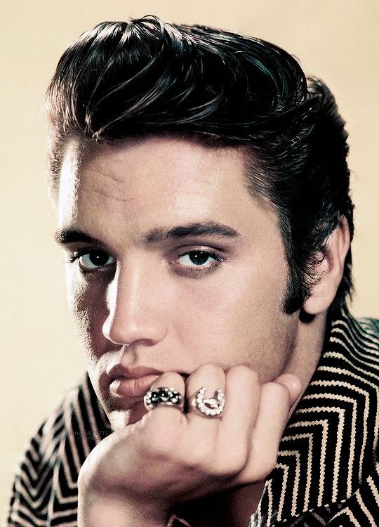 Sexy sexy sexy 🔥🔥🔥❤💋 #Elvis #Elvis50s #ElvisFans #ElvisMx #ElvisMyLife