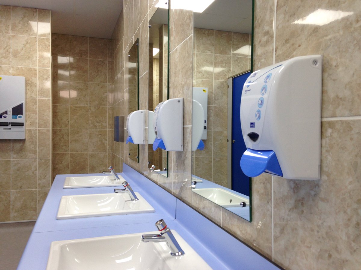 LanSLtd's tweet photo. The #Bournemouth &amp; Poole #College #washroom refurbishment was one of our major summer 2017 projects.

https://t.co/rIJ602O88A https://t.co/jvKd9sqb33