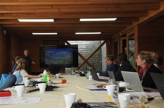 BirdCenter_'s tweet photo. UBC kongresuan #Louxembourg #Remerschenen / UBC en #Remerschen / UBC in #Remerschenen anual meeting. Info: https://t.co/mdxa7KJJf3 https://t.co/7QFCDs9Z9M
