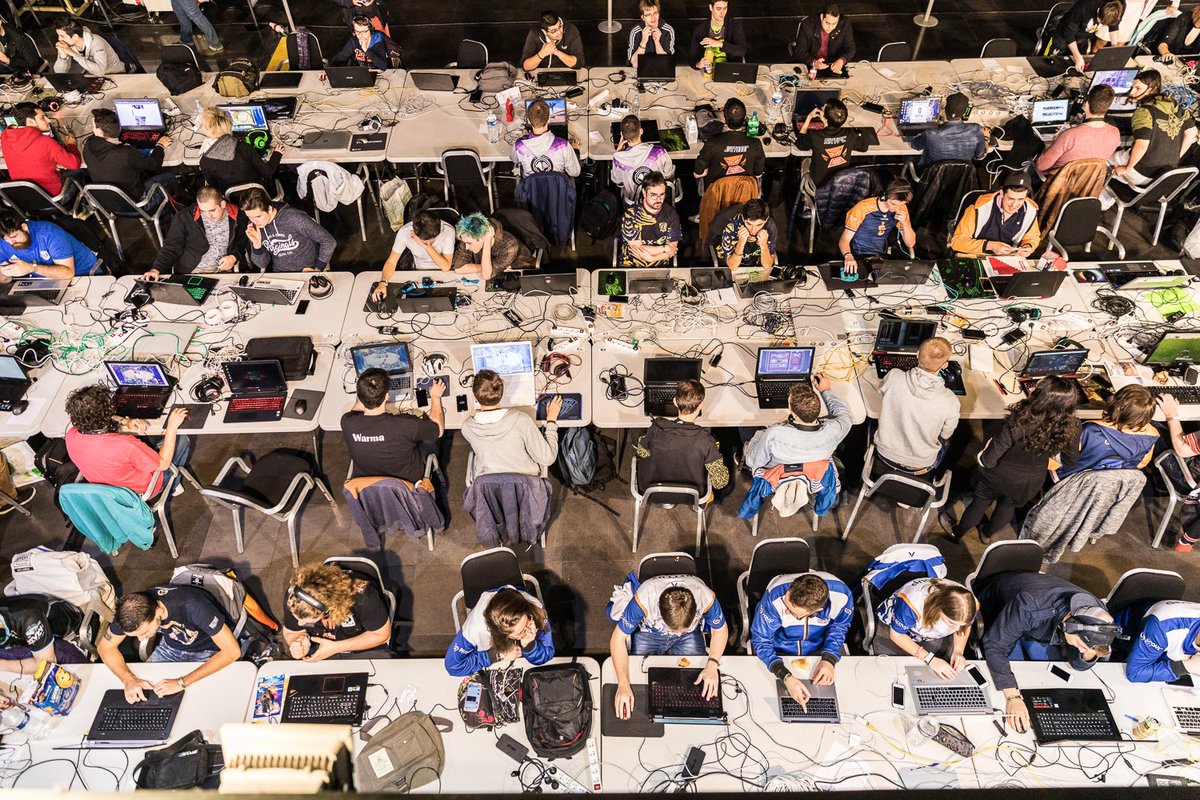 GamesTours37's tweet photo. Merci aux nombreux joueurs qui ont fait le déplacement pour le #GamesToursFestival et qui se sont affrontés durant le week-end. https://t.co/ZjSg89Vdsx