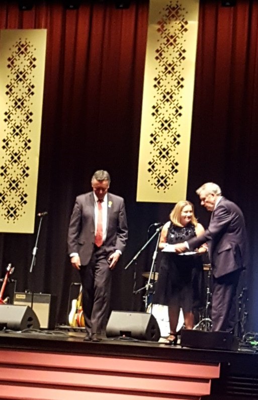 crozi3r_john's tweet photo. #ARSC2017 2017 ACRS fellowship awardee  Samantha Cockfield TAC @DarrenChesterMP @ACRS_RoadSafety https://t.co/SJpQP8v0em