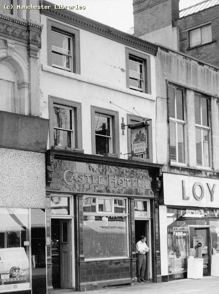 JD_Central's tweet photo. #OTD 1979 Northern Lights interview with Ian Curtis, at Castle Pub, Manchester https://t.co/YvEs8MGhhB https://t.co/fuiUV0Eyt4