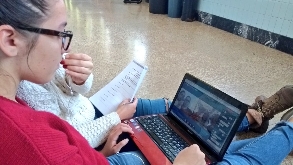MaristakBilbao's tweet photo. @SammenProject @appear_in Our students have been able to talk to some partners at #nesbruvgs. Hope to see you soon after this first experience! https://t.co/BhhjTANVzZ