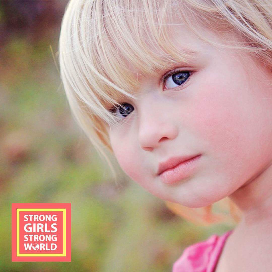 Daha iyi bir #gelecek adına #farkındalık için; 
#dayofthegirl
#StrongGirlsStrongWorld 👧👩‍🎓#dünyakızçocuklarıgünü