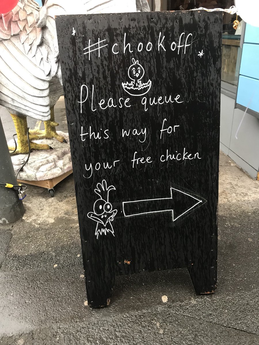 TasteTodayHub's tweet photo. What’s happening at @YardandCoop Only FREE CHICKEN & CHIPS!! Still time to get yours. #ChookOff #noqueuenow https://t.co/YY57f5NtPQ