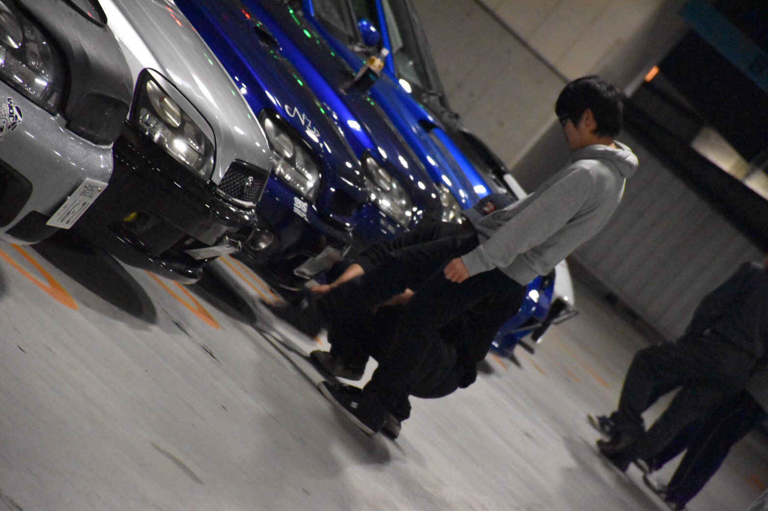 Orege これは胸くそが悪いな この白のランエボ乗っとる奴が人の車蹴ることに快楽を感じとるっぽいで皆気をつけてな 群馬あたりにおるらしい 群馬あたりでスポーツカー乗っとるひとは このランエボ乗っとる糞に気をつけてな T Co 29hb1mym0c Twitter