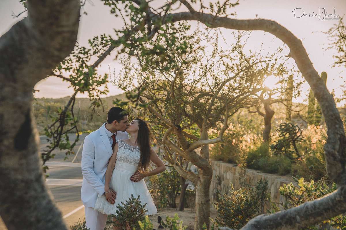 DanielJireh's tweet image. Big thanks to @CaboWeddingChic for bringing me on the team for this great couple. @MAINEVENTCABO #captureperfect #perfectmoment #photography