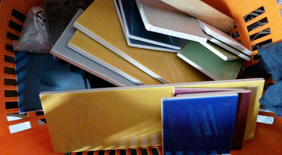 ArtSurgery1's tweet photo. We're on the #mooch for #leftover #tiles 
We'll collect ..
#Buncrana https://t.co/BYOPGcDWxl