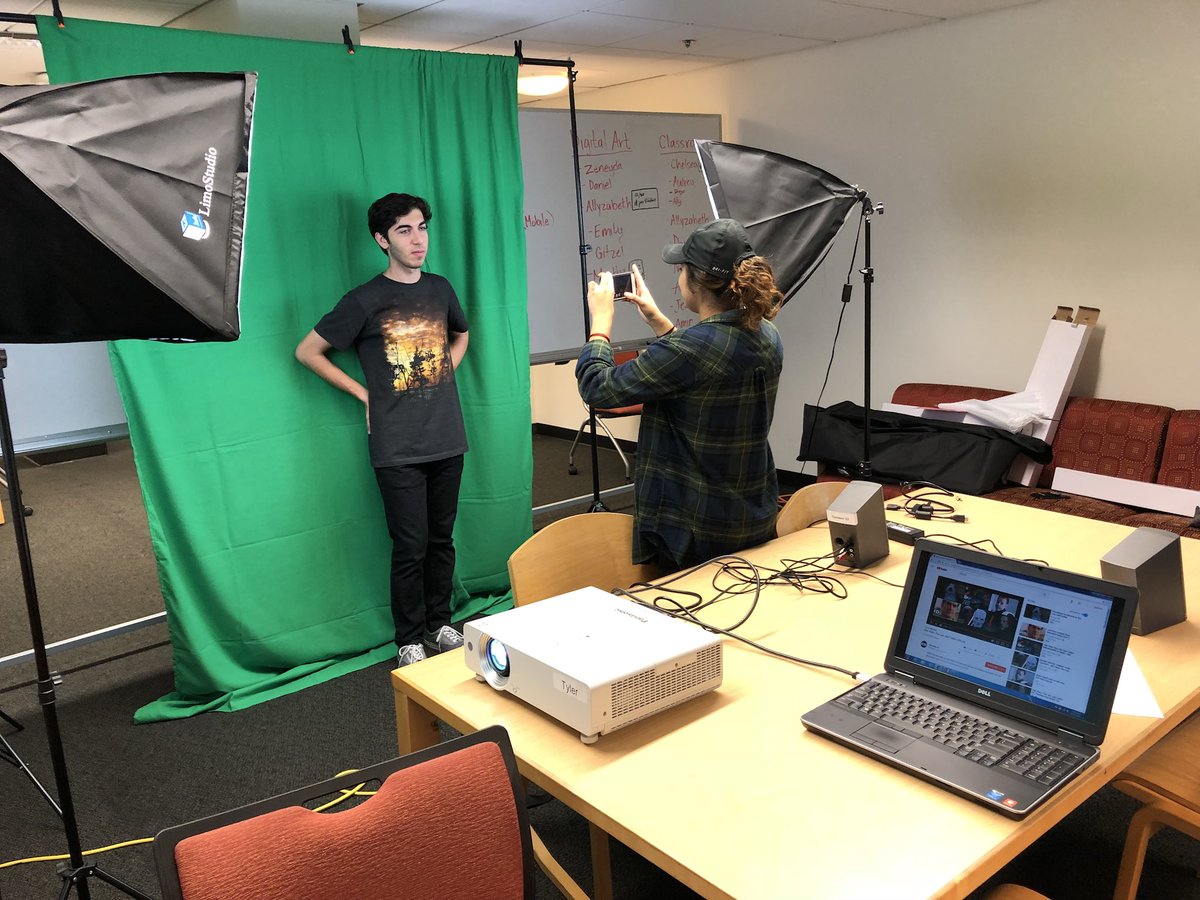 soniachaidez's tweet photo. #Madlablib &amp; @DigLibArts students getting creative by working on green screen photography this morning. https://t.co/N0DLT6abLi