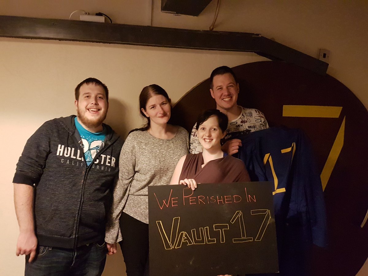 Oh no we didnt escape! Vault 17 is well worth a play in Bury,Manchester. Excellent room and excellent host at Time Race Manchester #teamDAVE
