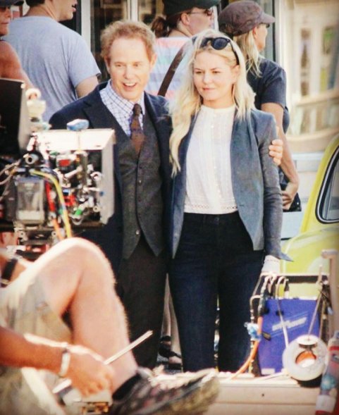 theMagicalTweet's tweet photo. Raphael Sbarge and Jennifer Morrison #setshots #OUAT

via 📸 https://t.co/ajAlW4BXmI https://t.co/N5Osjw1wV6