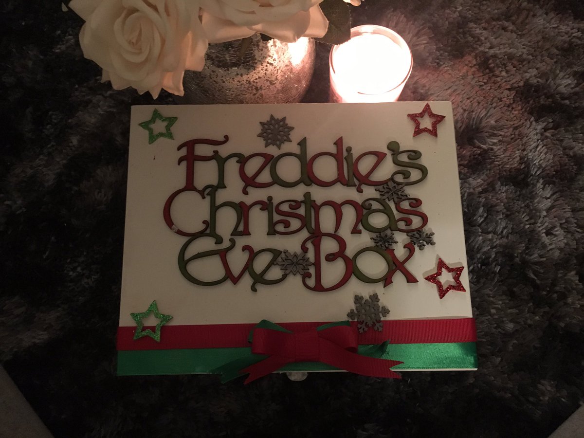 BespokeBoux's tweet image. Handmade &amp;amp; personalised Christmas Eve Boxes 🎁🎄✨#christmasevebox #christmaseveboxes #handmade #personalised #wooden #christmasshop