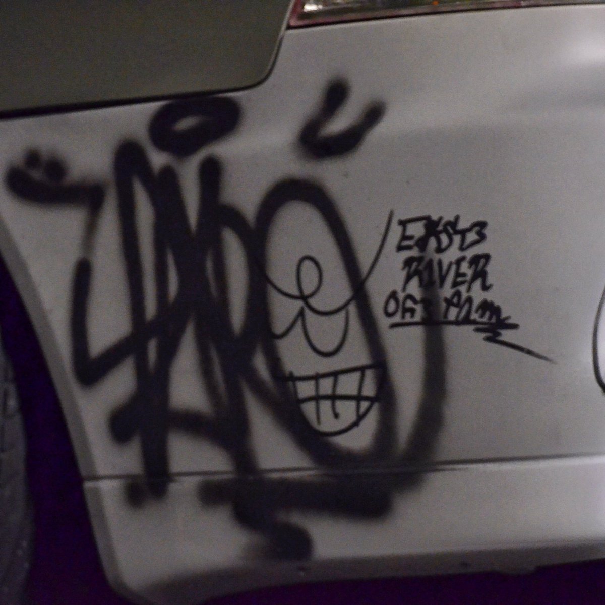 VqiSfC7wtX6b2Bf's tweet photo. 今回はモノクロ系の緩い感じで😁👍
#Weekendkustomer
#wek
#toyota
#altezza
#graffitisketch
#taro
#EAST3RIVEROG3family
#ファインダーー越しの自己満の世界
#ファインダーー越しの私の世界 https://t.co/sUinZJ4861